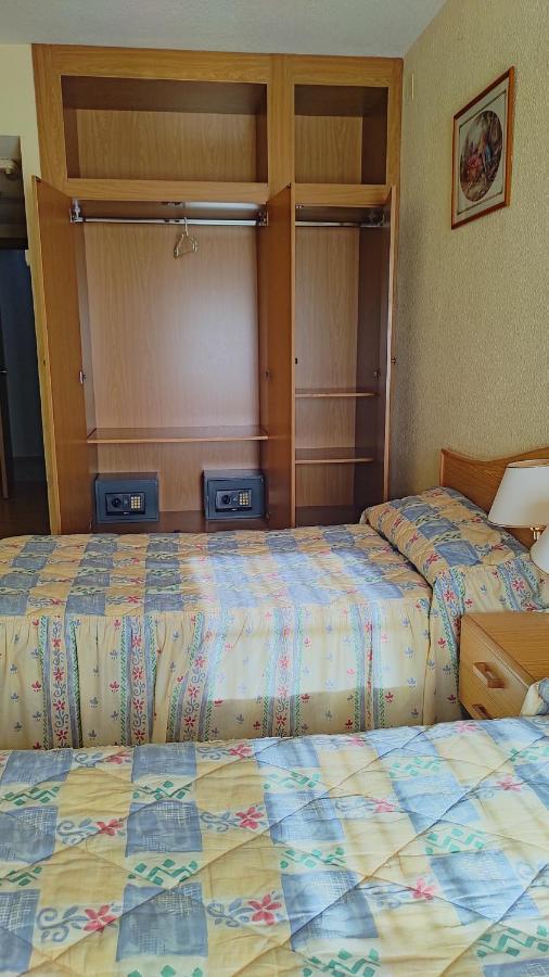 Hotel Ria De Vigo "Tierra De Campos" Becilla de Valderaduey Luaran gambar